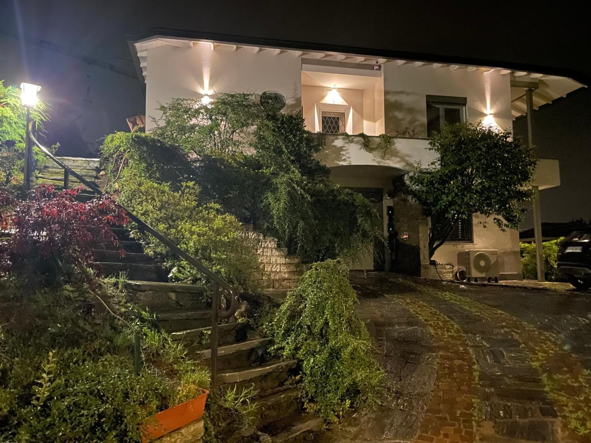 Domus 190 Rooms Varese Dış mekan fotoğraf