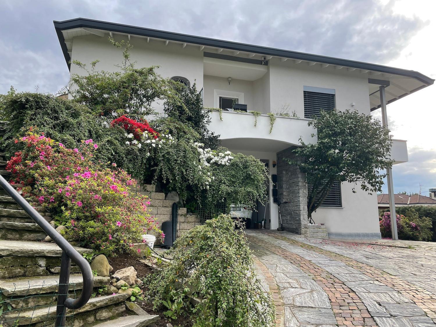 Domus 190 Rooms Varese Dış mekan fotoğraf