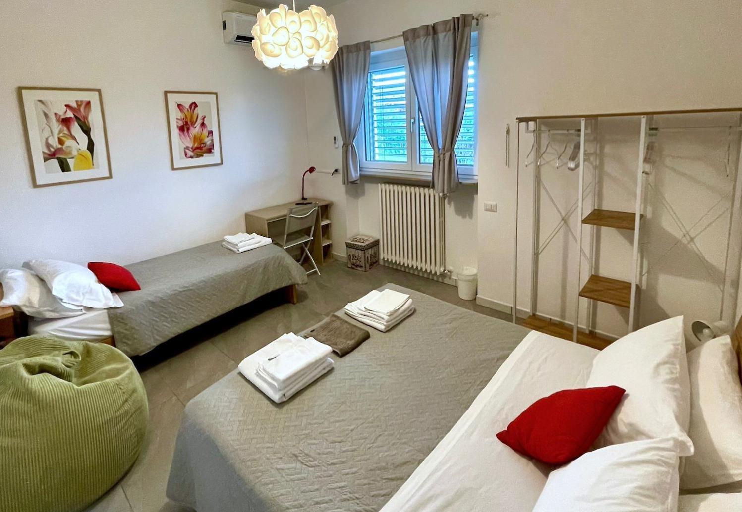 Domus 190 Rooms Varese Dış mekan fotoğraf
