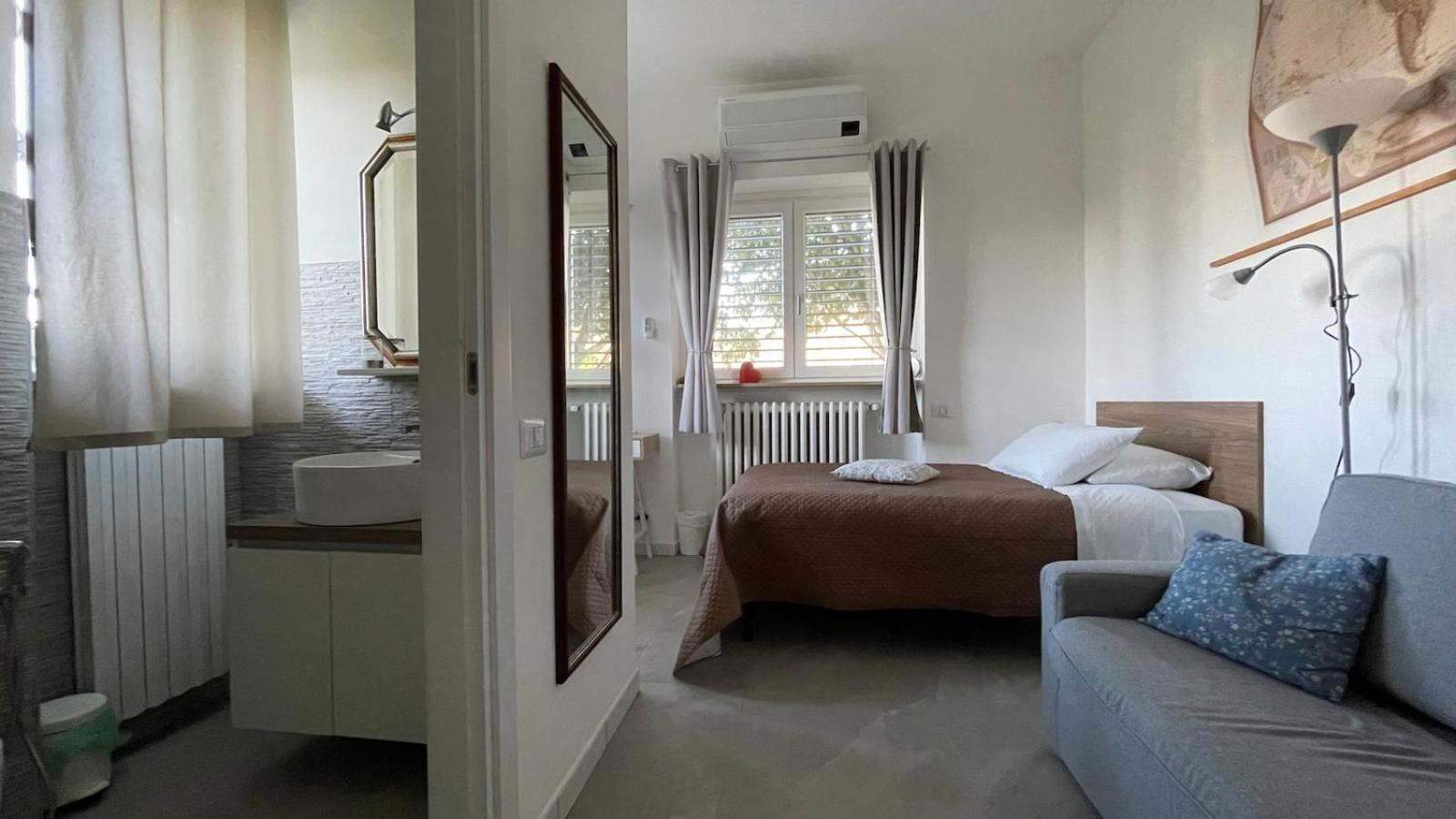 Domus 190 Rooms Varese Dış mekan fotoğraf