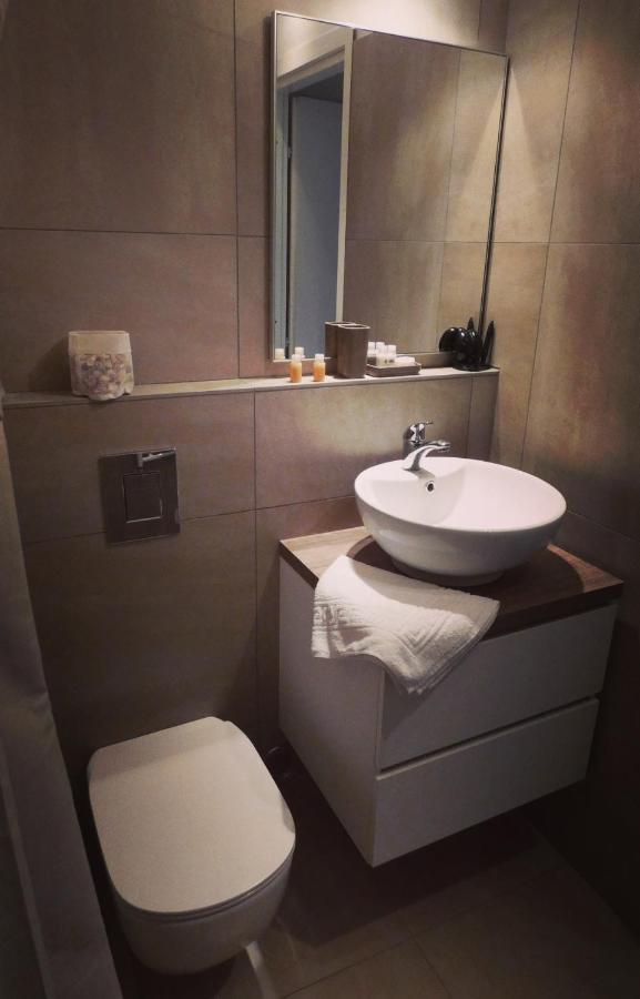 Domus 190 Rooms Varese Dış mekan fotoğraf